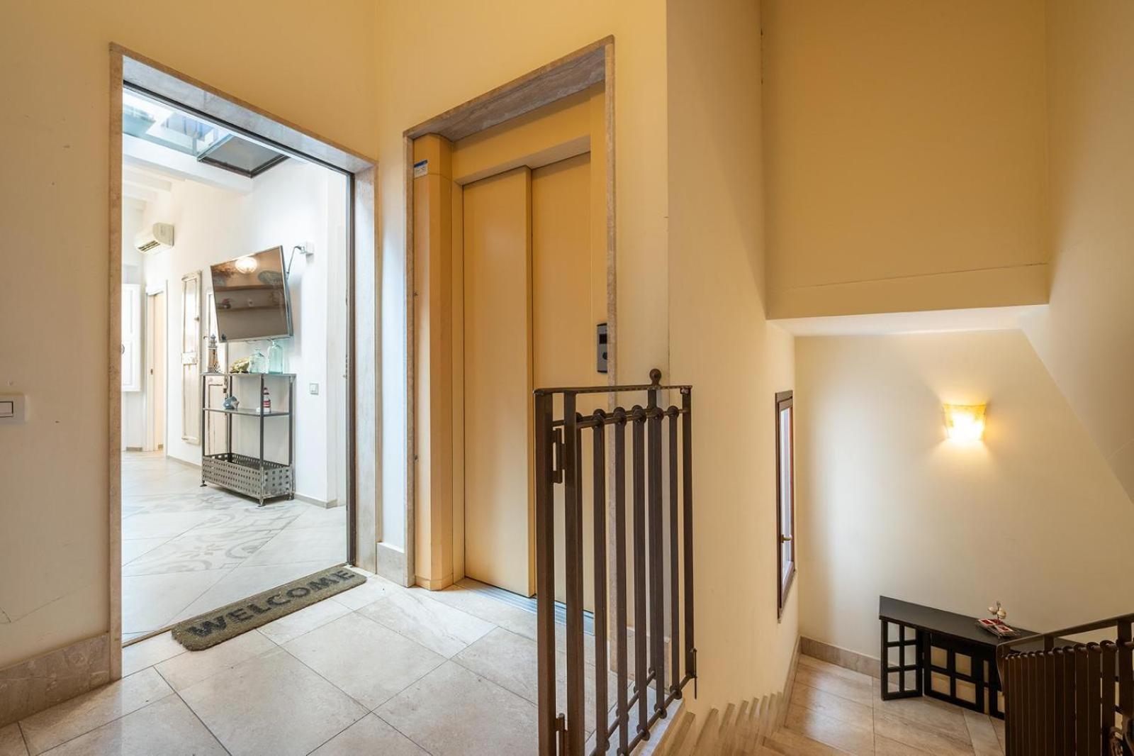 Affittacamere Savoia Lux 2*
